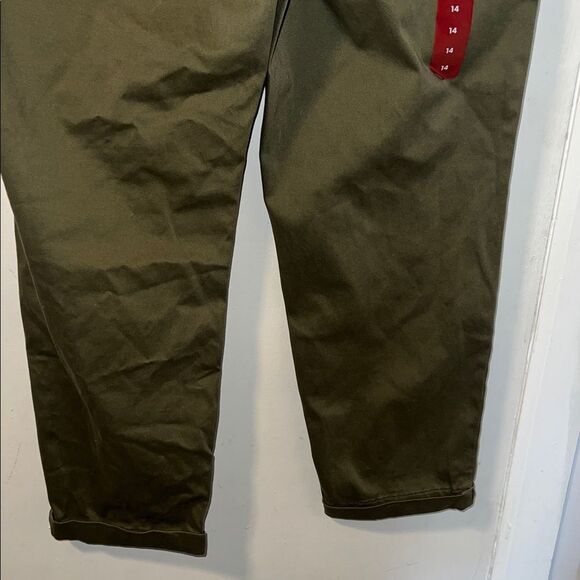 GAP Olive Green Relaxed Fit Classic Twill Pant - 14 NWT - Picture 7 of 10
